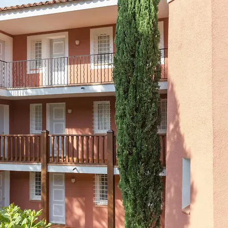 Résidence Le Hameau De Cap Esterel - Maeva - 4 Personnes - Sélection Mae-0574 *