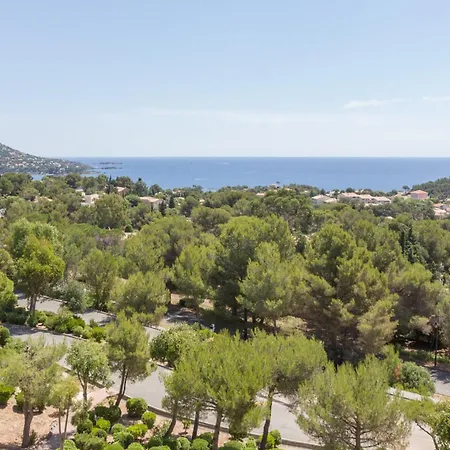 Résidence Le Hameau De Cap Esterel - Maeva - 4 Personnes - Sélection Mae-0574 * Saint-Raphaël