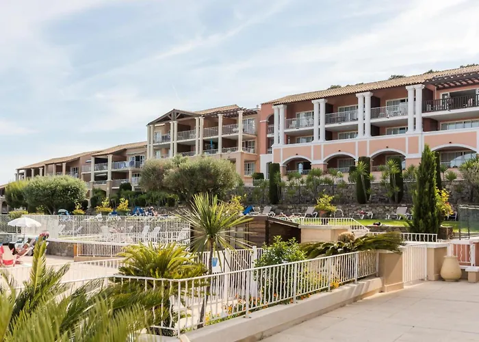 Résidence Le Hameau De Cap Esterel - Maeva - 4 Personnes - Sélection Mae-0574 Apartamento Saint-Raphaël